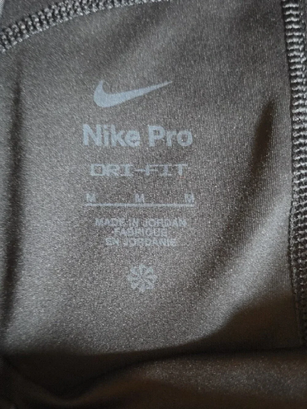 Nike PRO Dry FIT Girls Black Compression Shorts with White Branding - Picture 3 of 3